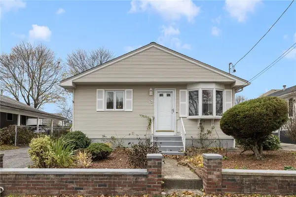 23 Hewes Street, Cumberland, RI 02864