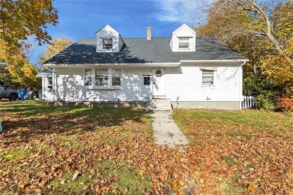 121 Heather Street, Cranston, RI 02920