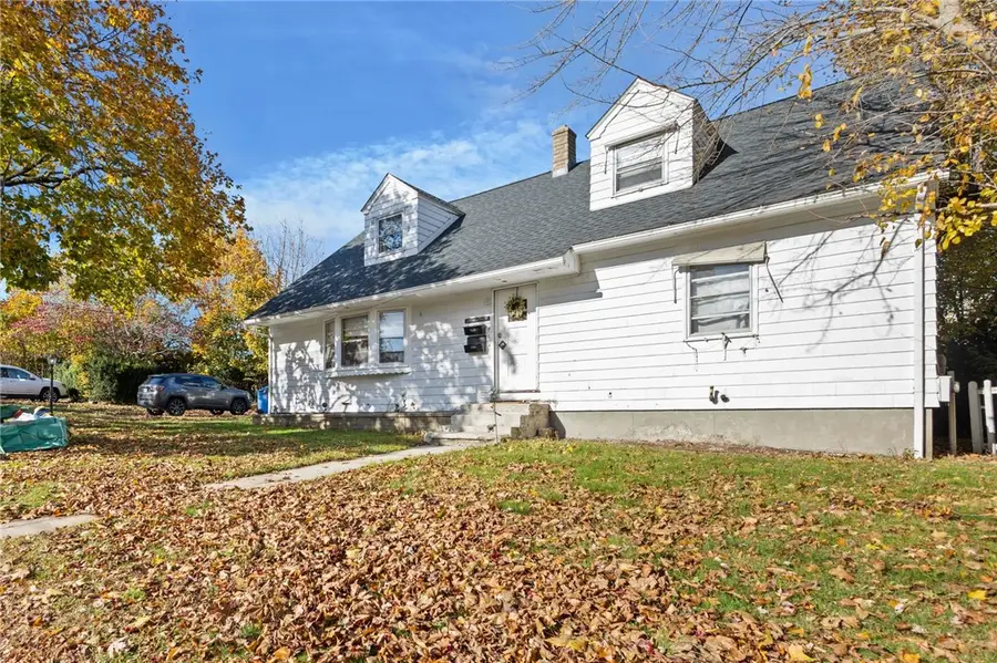 121 Heather Street, Cranston, RI 02920 - Image #2