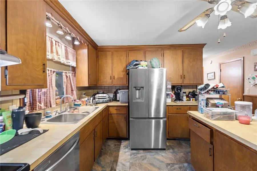 121 Heather Street, Cranston, RI 02920 - Image #3