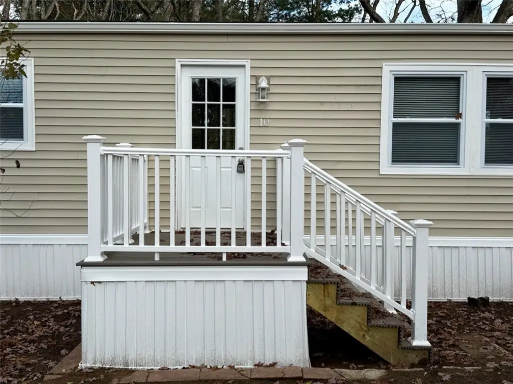 10 Torch Lane, Coventry, RI 02816 - Image #1