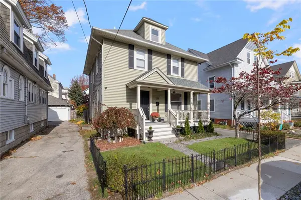 220 Rochambeau Avenue, Providence, RI 02906