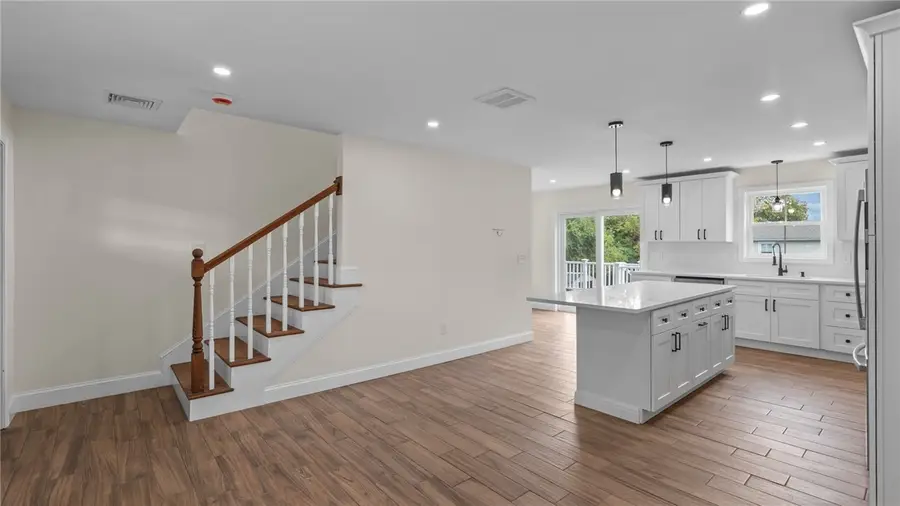 39 N Cornell Avenue, Warren, RI 02885 - Image #3