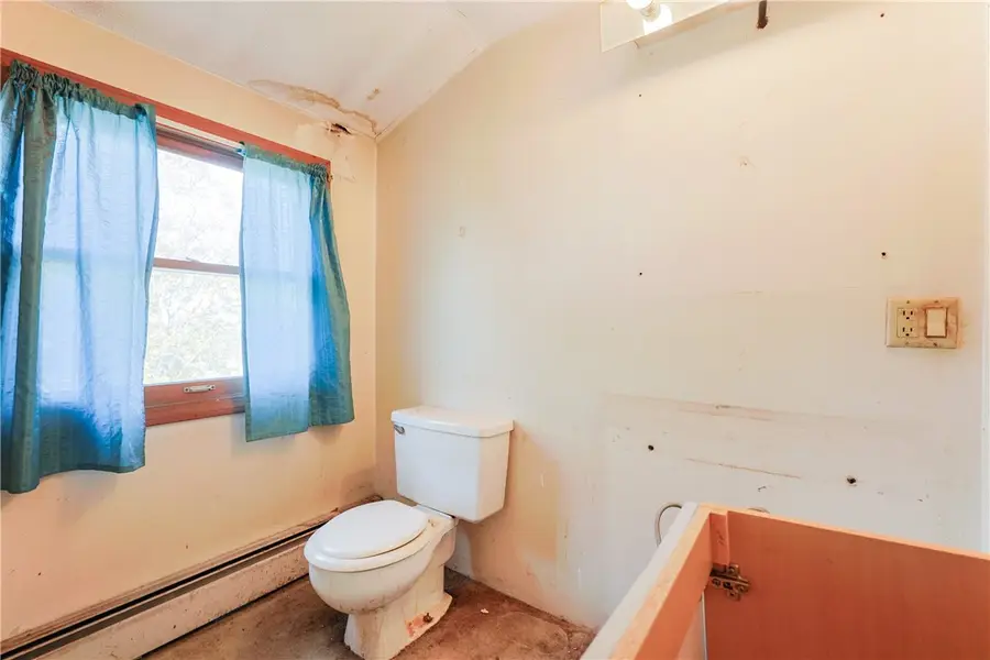 418 River Road, Lincoln, RI 02865 - Image #3