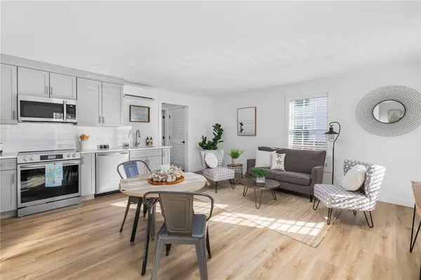 32 Exchange Street #A2, East Greenwich, RI 02818