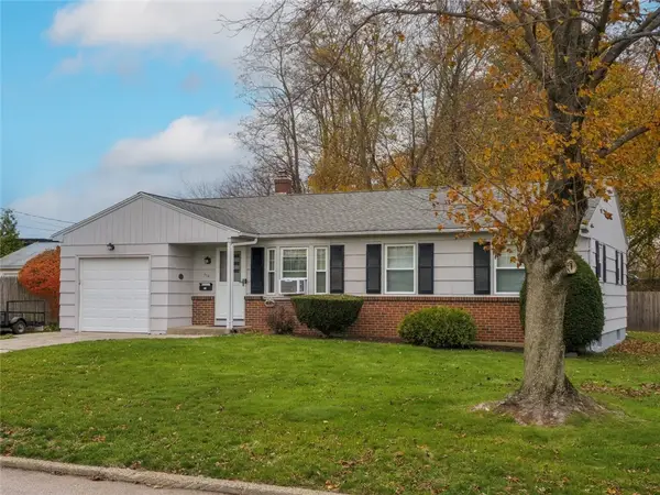 110 Crest Drive, Pawtucket, RI 02861