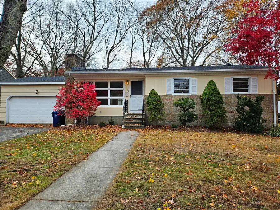 39 Damon Avenue, Warwick, RI 02889 - Image #2