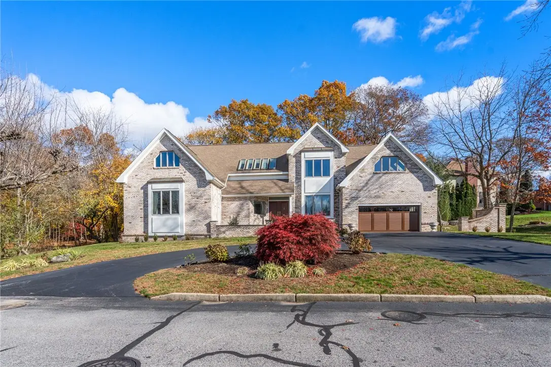 7 Oak Tree Lane, Cranston, RI 02920 - Image #1