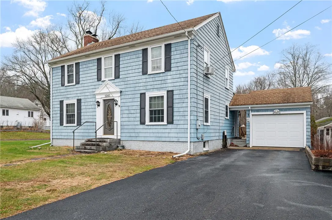 1261 Putnam Pike, Glocester, RI 02814 - Image #1