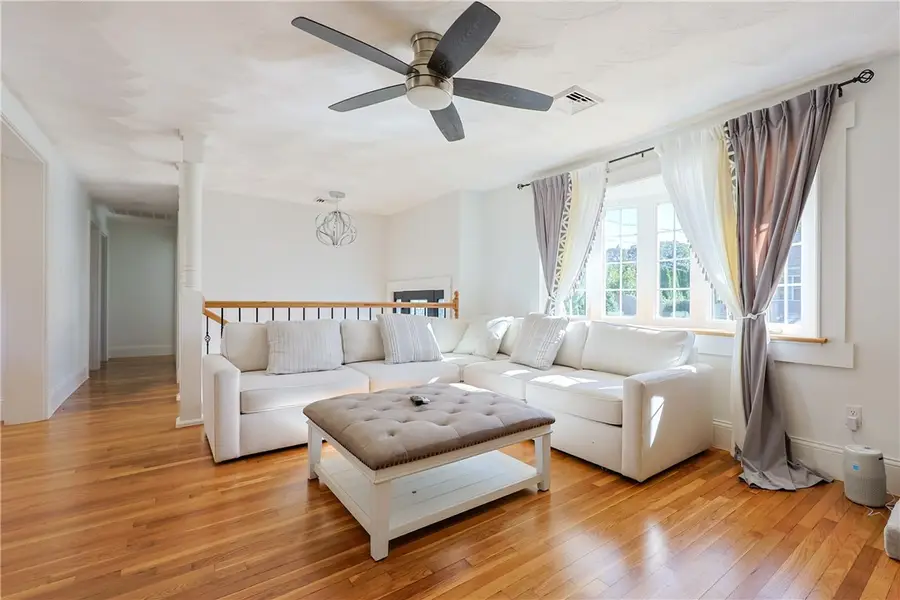 20 Manilla Avenue, Cranston, RI 02 - Image #3