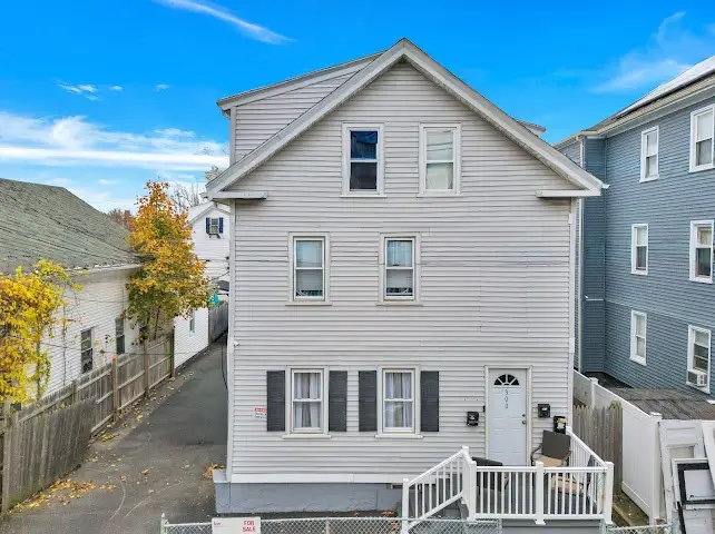 300 Admiral Street, Providence, RI 02908 - Image #1