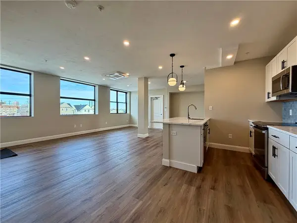 754 Eddy Street #3B, Providence, RI 02903