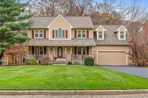 11 Southbury Road, Cumberland, RI 02864