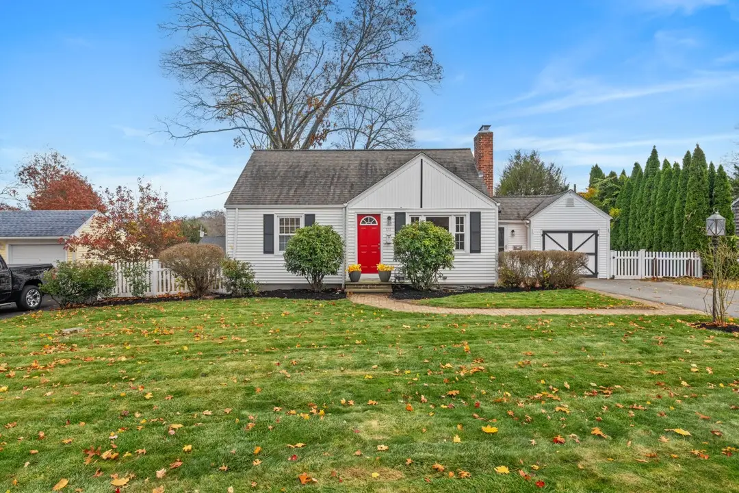 922 Narragansett Parkway, Warwick, RI 02888 - Image #1