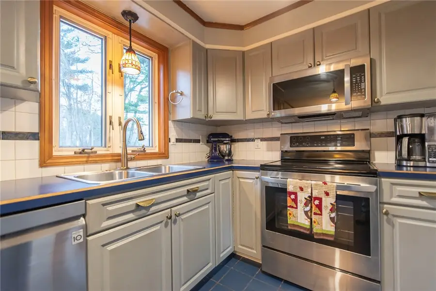 1289 Snake Hill Road, Glocester, RI 02857 - Image #3