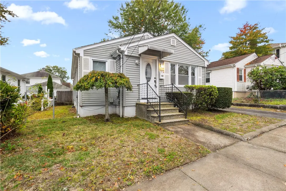 90 Farm Street, Providence, RI 02908 - Image #1