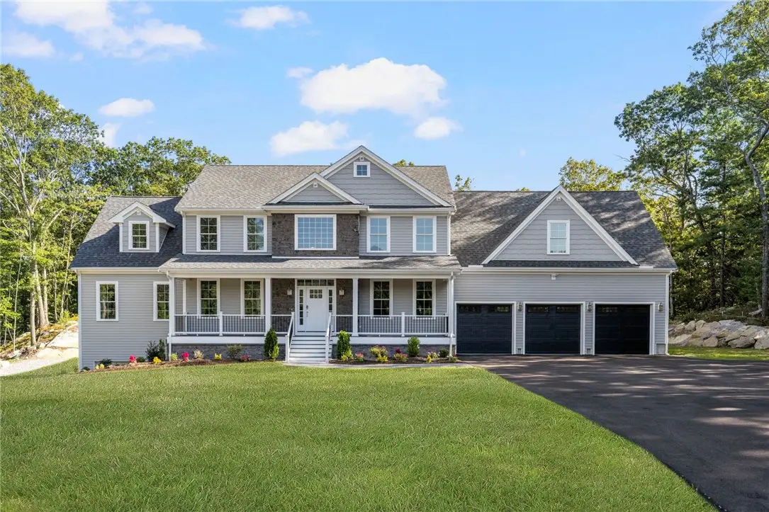 35 Beech Crest Road, East Greenwich, RI 02818 - Image #1