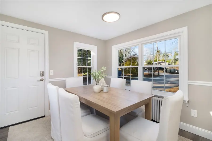 12 Ridge Road, East Greenwich, RI 02818 - Image #3