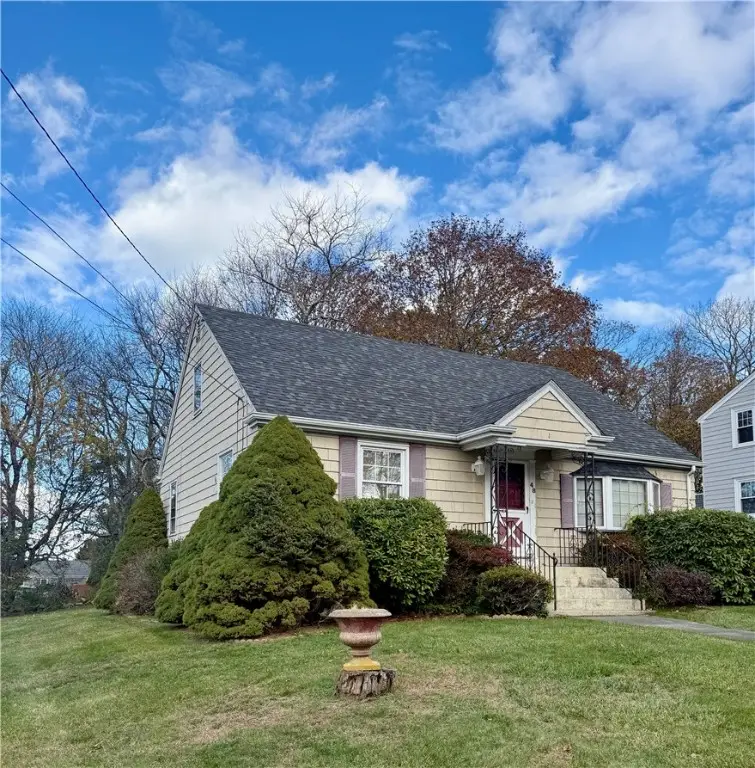 48 Hambly Road, Tiverton, RI 02878 - Image #3