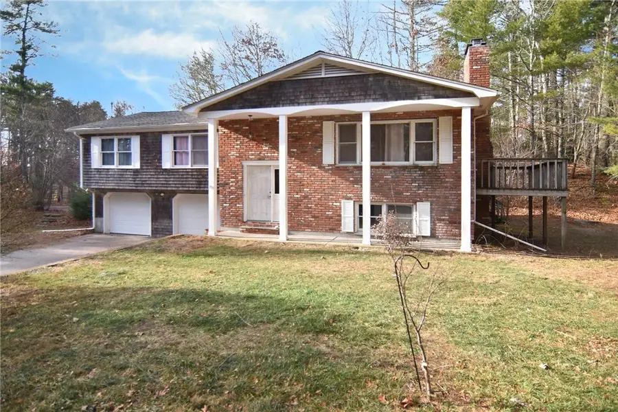 153 Fairview Avenue, Hope Valley, RI 02832 - Image #2