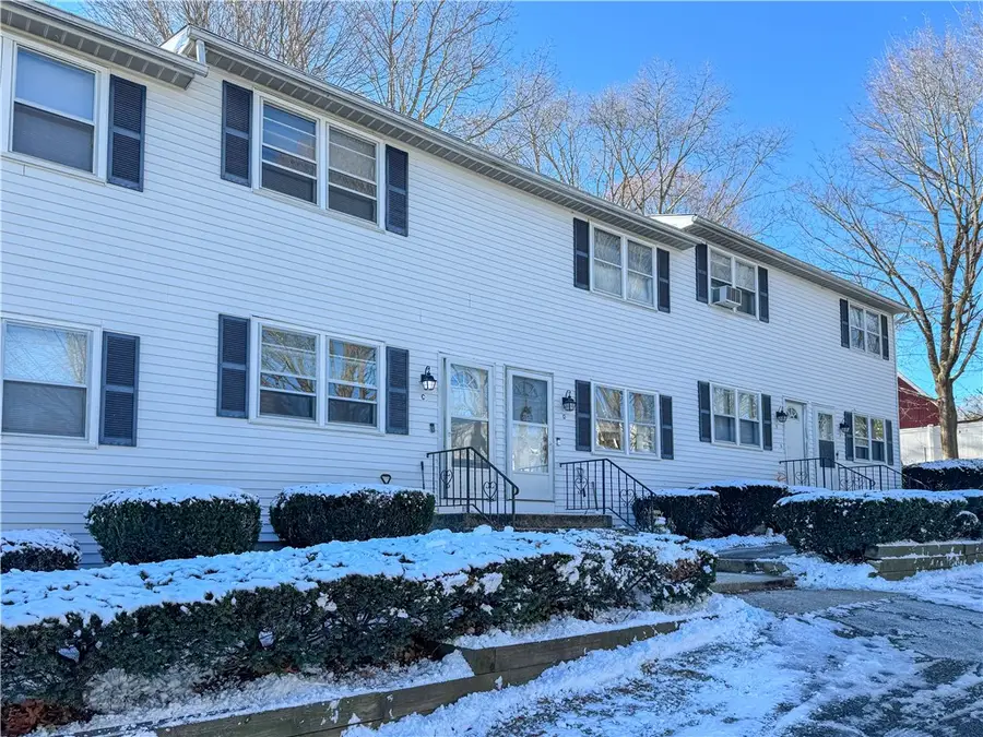 325 Washington Street #3, West Warwick, RI 02893 - Image #2