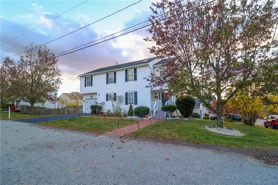 5 Edgewood Avenue, Cumberland, RI 02864 - Image #2