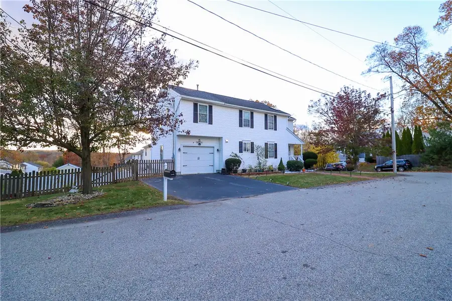 5 Edgewood Avenue, Cumberland, RI 02864 - Image #3