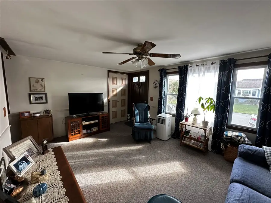 17 Colonial Drive, Warren, RI 02885 - Image #2