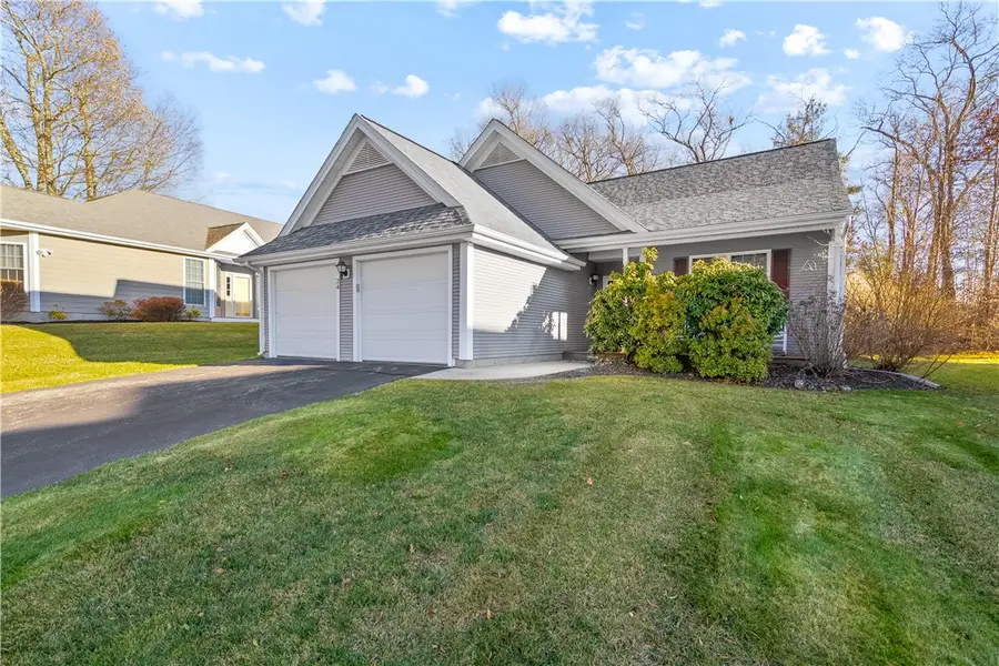 24 Cambridge Circle, Smithfield, RI 02917 - Image #3