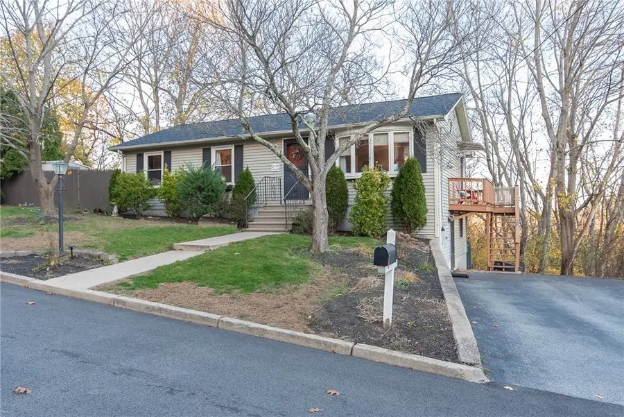 71 Steven Drive, West Warwick, RI 02893 - Image #3