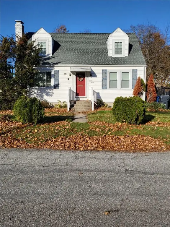 27 Frederick Street, Warwick, RI 02888