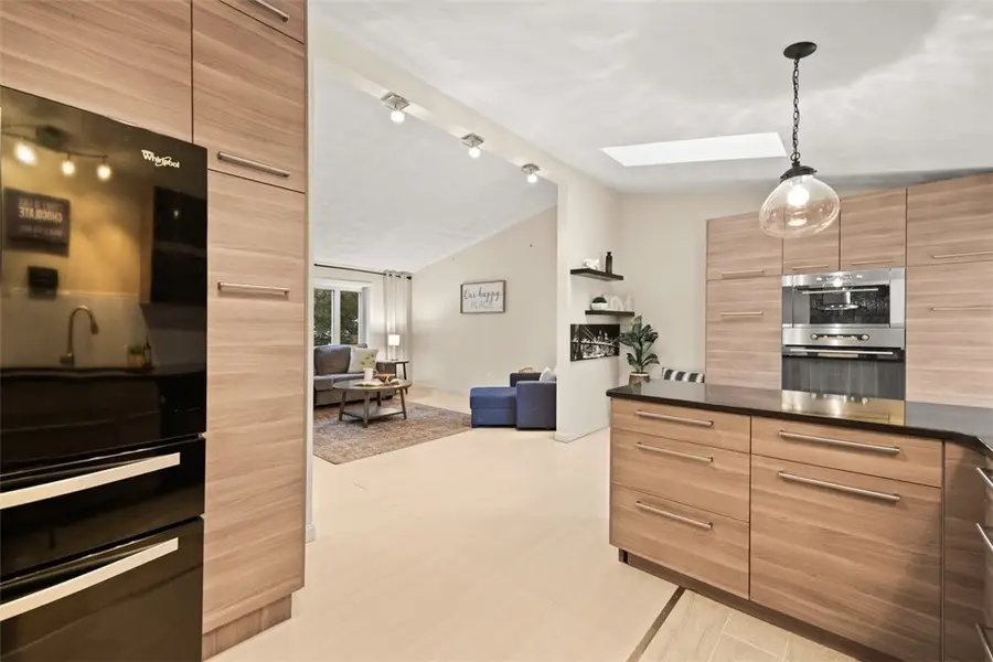 86 Branch Avenue, Cumberland, RI 02864 - Image #2