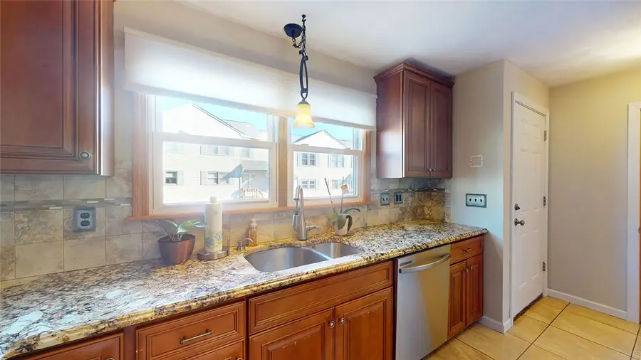 1603 Plainfield Pike #D5, Johnston, RI 02919 - Image #3