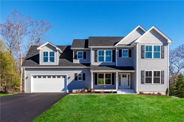 24 Cassidy Trail, Coventry, RI 02816