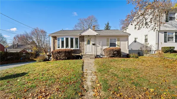 318 Princess Avenue, Cranston, RI 02920