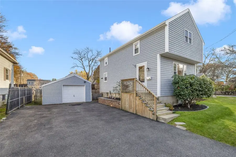 946 Terry Lane, New Bedford, MA 02745 - Image #3