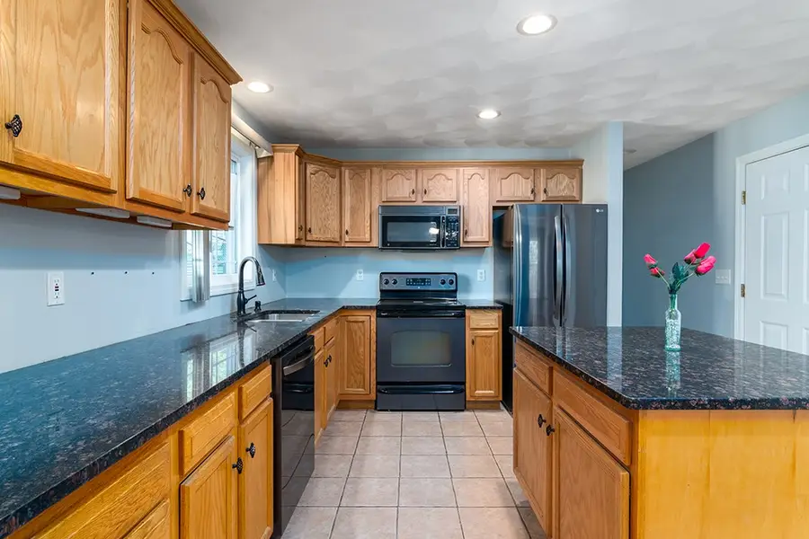 99 Hill Top Drive, Johnston, RI 02919 - Image #2