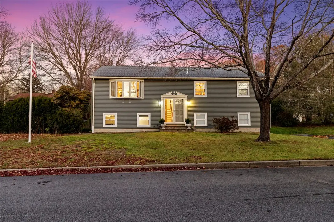 25 Fawn Lane, West Warwick, RI 02893 - Image #1