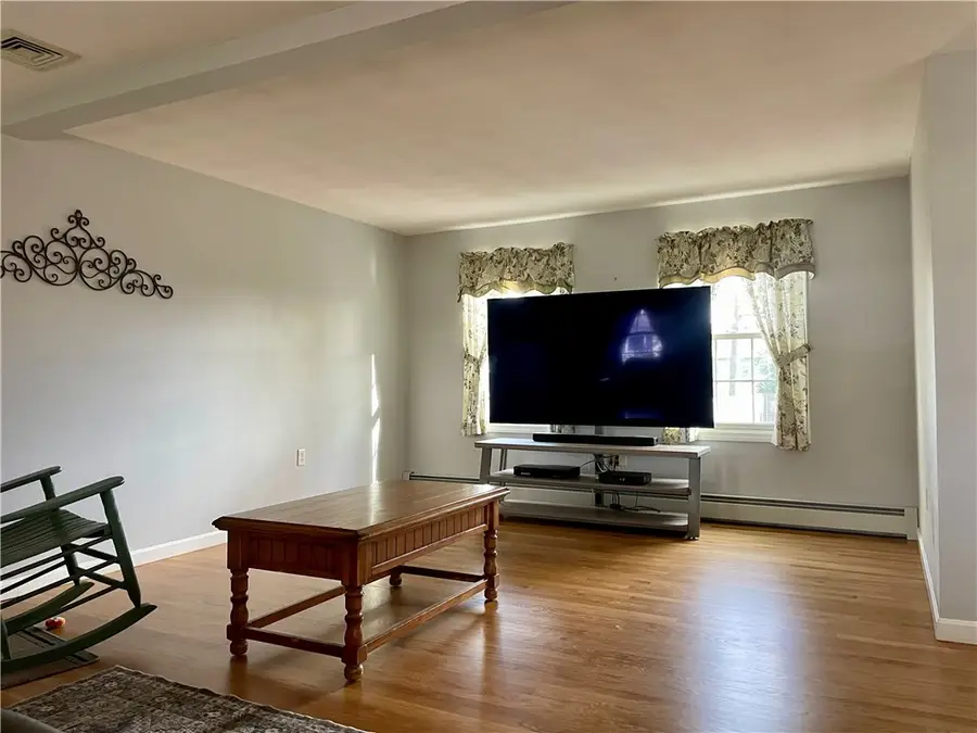 58 Rawlinson Drive, Coventry, RI 02816 - Image #3