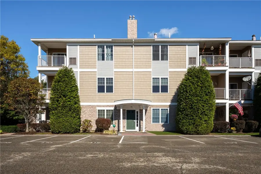 200 Roger Williams Avenue #109, Rumford, RI 02916 - Image #3