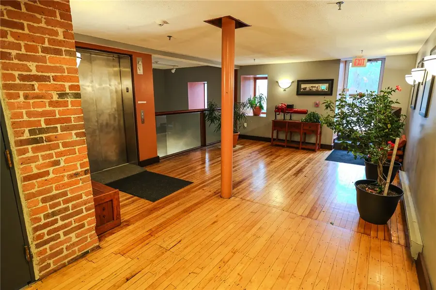 494 Woonasquatucket Avenue #413, North Providence, RI 02911 - Image #2