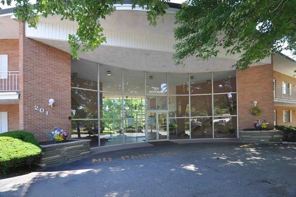 201 Hoffman Avenue #19, Cranston, RI 02920 - Image #1