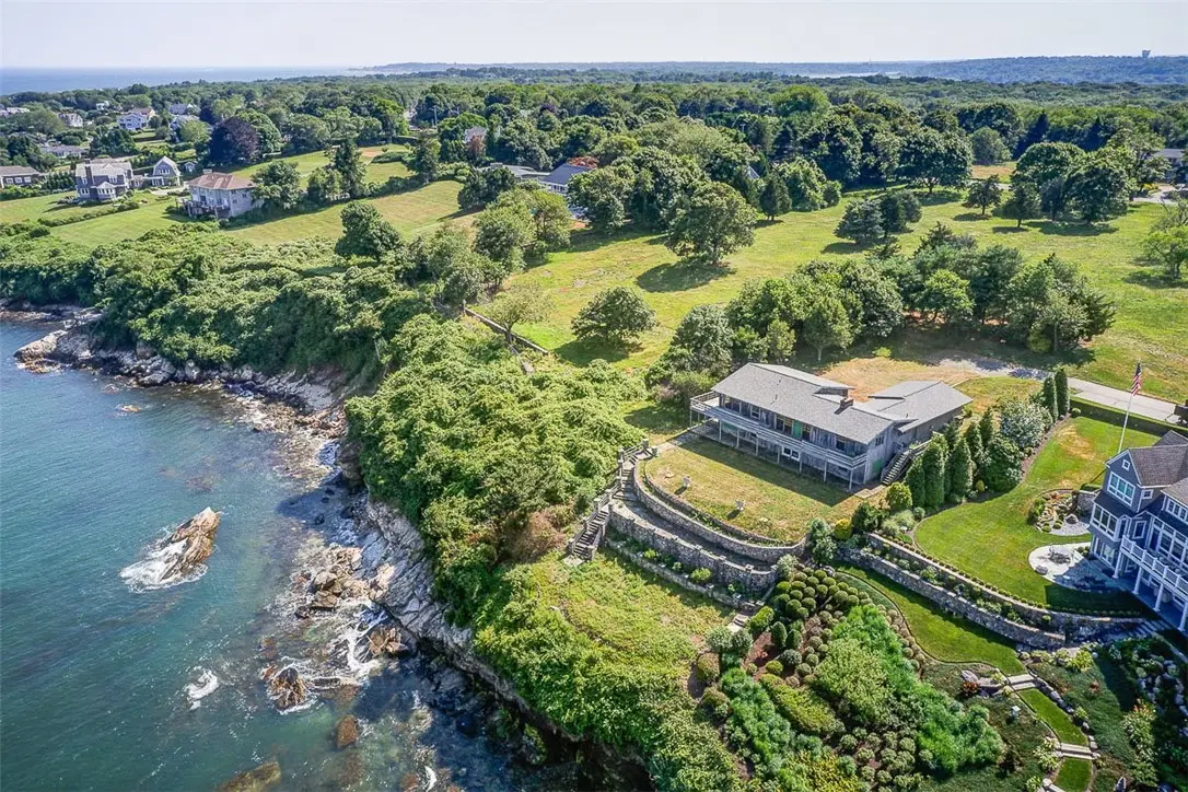 727 Boston Neck Road, Narragansett, RI 02882 - Image #1