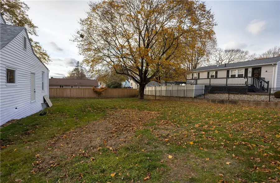 16 Hilltop Avenue, West Warwick, RI 02893 - Image #3