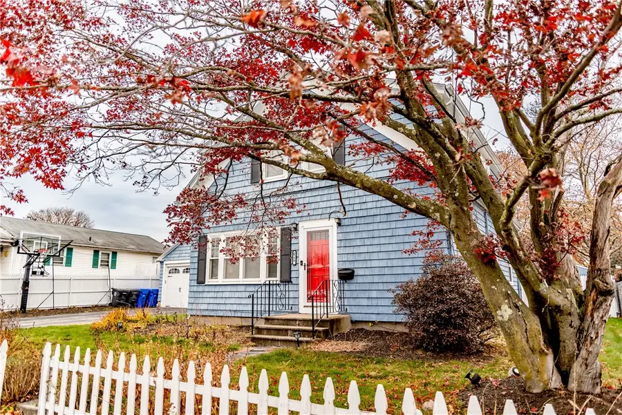 260 Grosvenor Avenue, East Providence, RI 02914 - Image #3