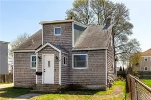 27 Aiken Street, Pawtucket, RI 02861 - Image #2