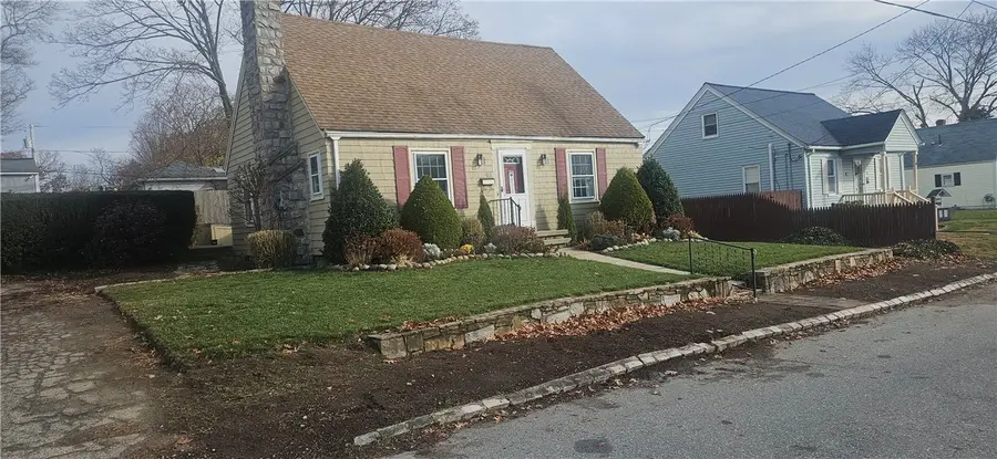 63 Benbridge Avenue, Warwick, RI 02888 - Image #2