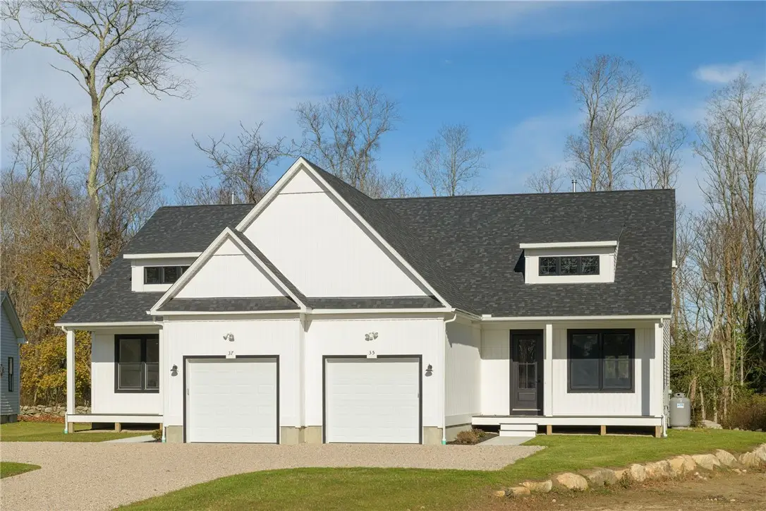 35 Whittier Drive, South Kingstown, RI 02879 - Image #1