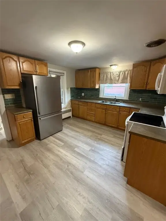 41 Calder Street, Pawtucket, RI 02861 - Image #2