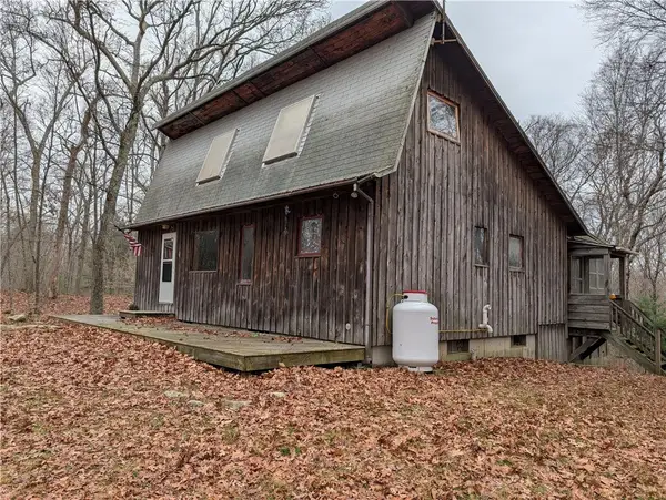 18 King Road, Foster, RI 02825